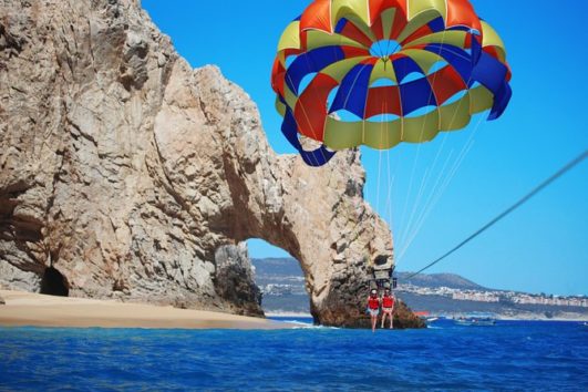 Parasailing in los cabos mexico