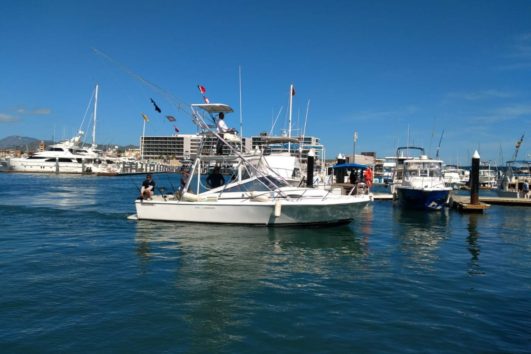 34ft Boat Fishing in Los Cabos Mexico