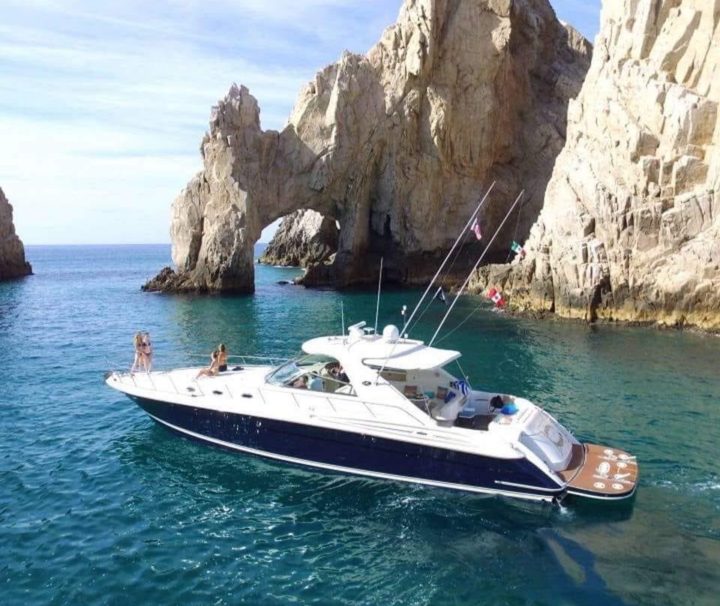 luxury private Yacht in Los Cabos